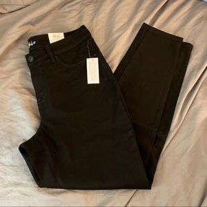 NWT! Tummy Control Jeans size 10 Style & Co